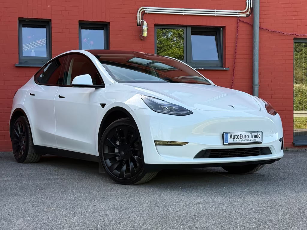 Tesla Model Y Long Range AWD