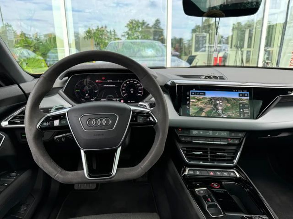 Audi e-tron GT