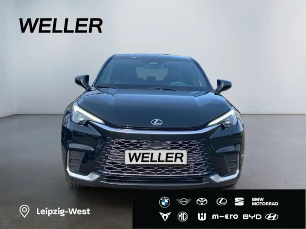 Lexus LBX