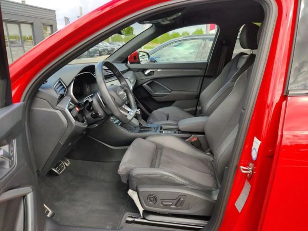 Audi RS Q3