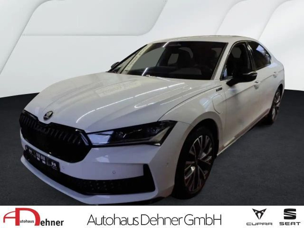Skoda Superb Sportline iV