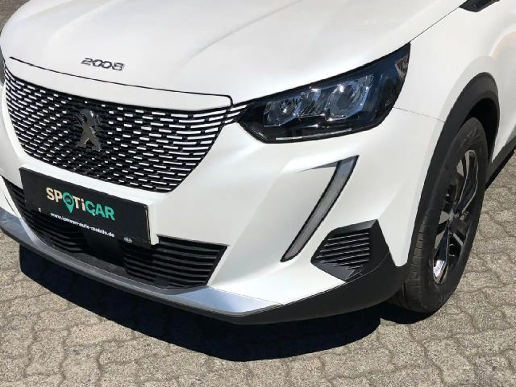 Peugeot e-2008