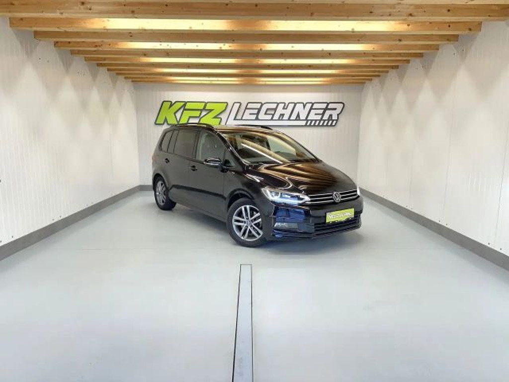Volkswagen Touran DSG 1.5 TSI