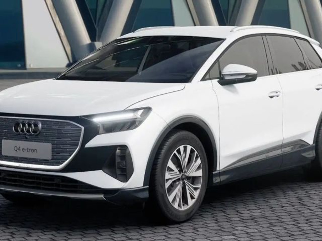 Audi Q4 e-tron 45 AHK SMARTPHONE NAVI+ APS PRIVACY