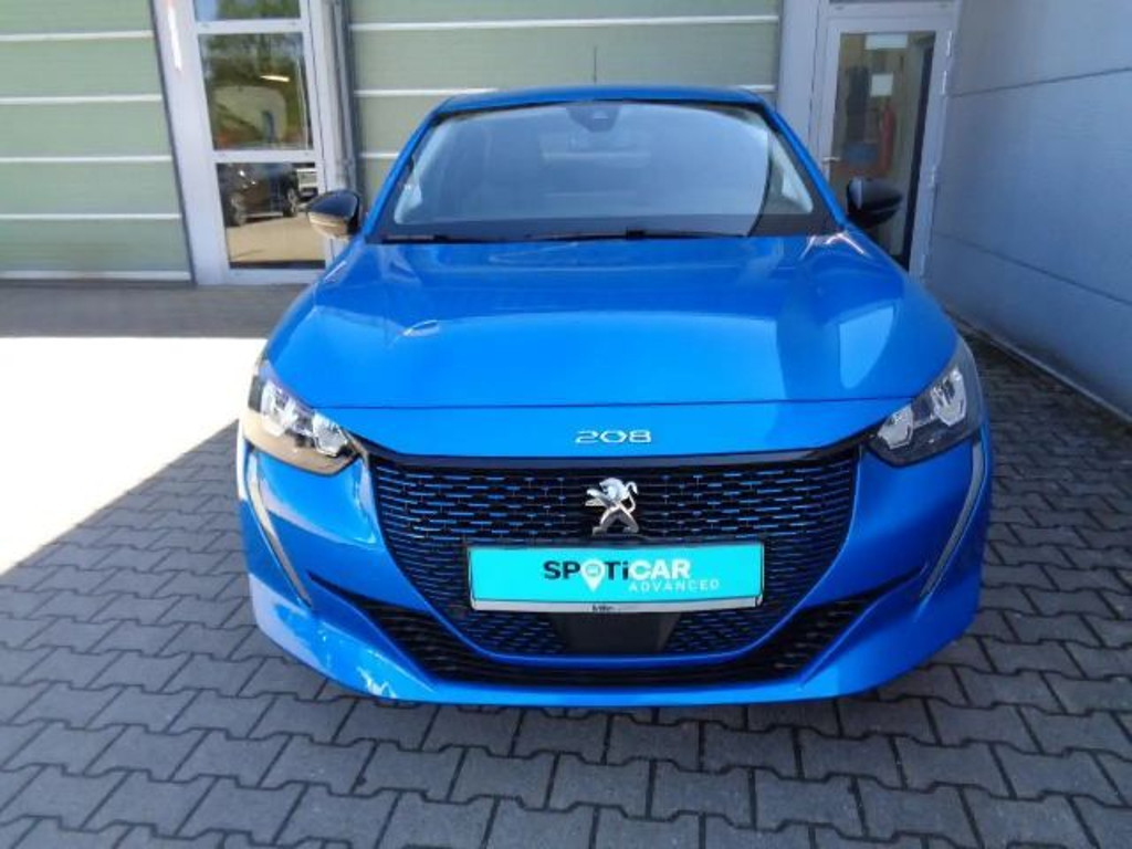 Peugeot e-208