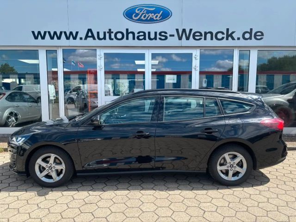 Ford Focus Cool & Connect