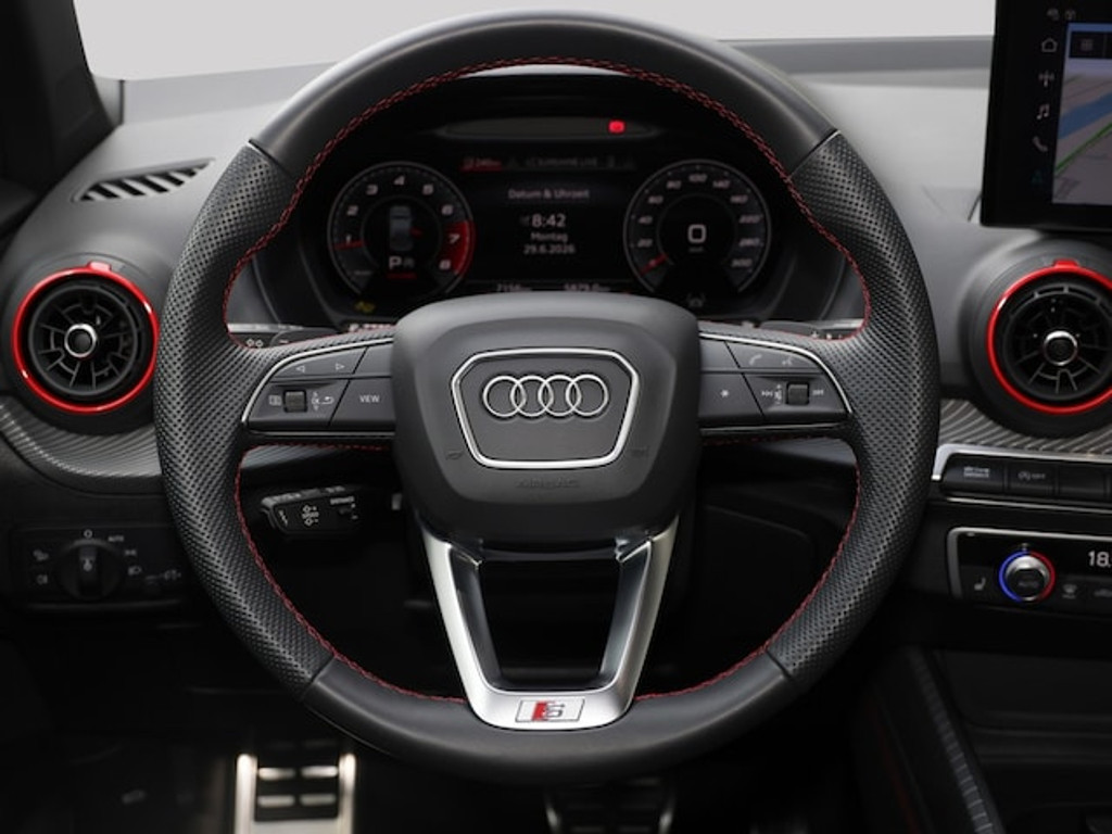 Audi SQ2
