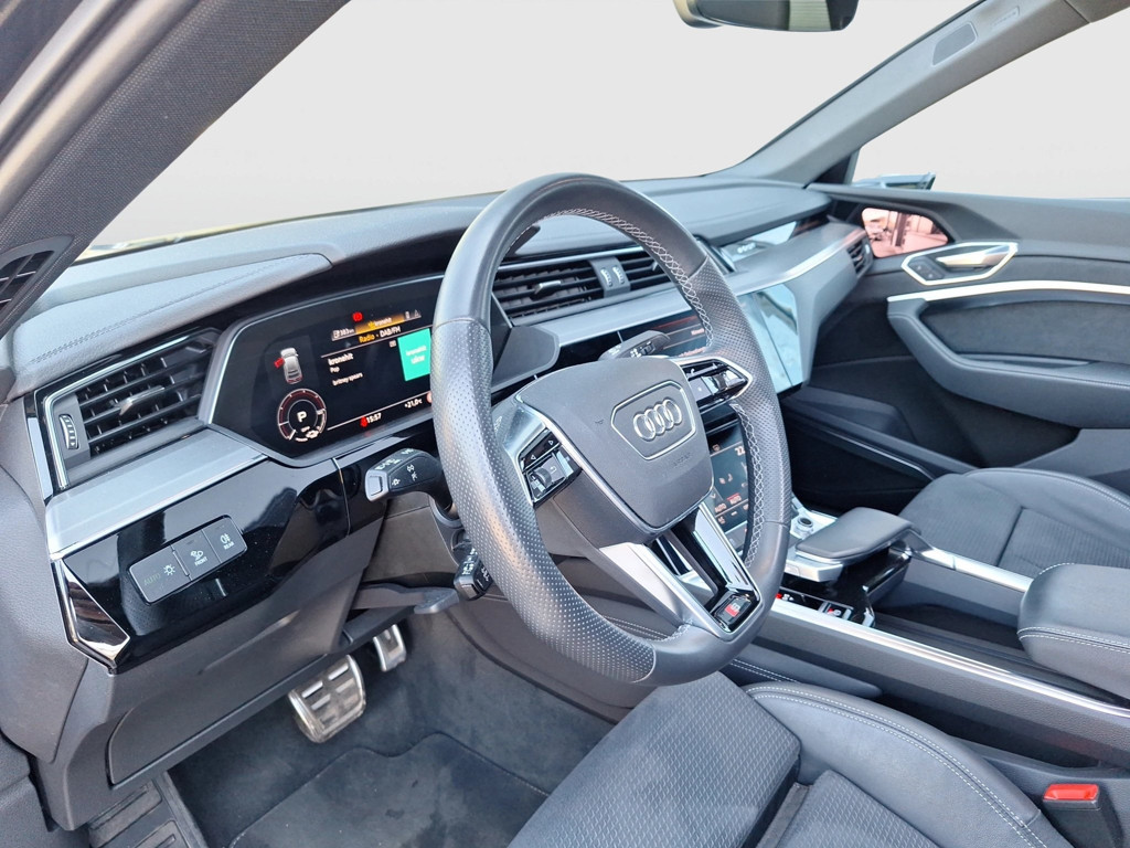 Audi Q8 e-tron