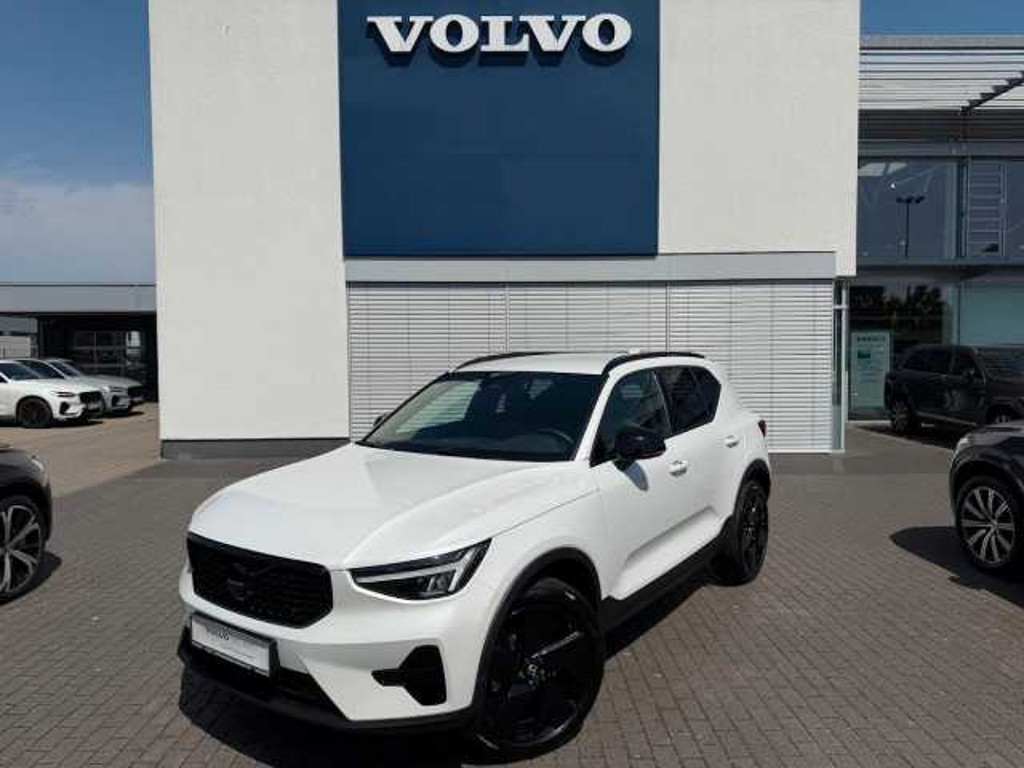 Volvo XC40 Plus