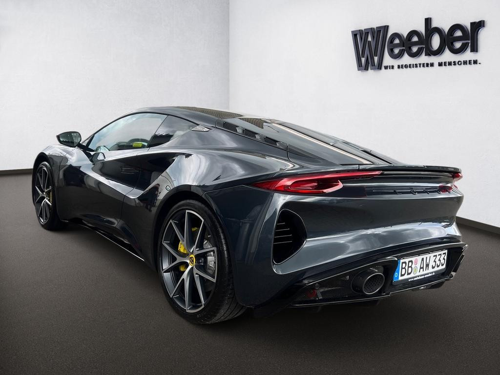 Lotus Emira