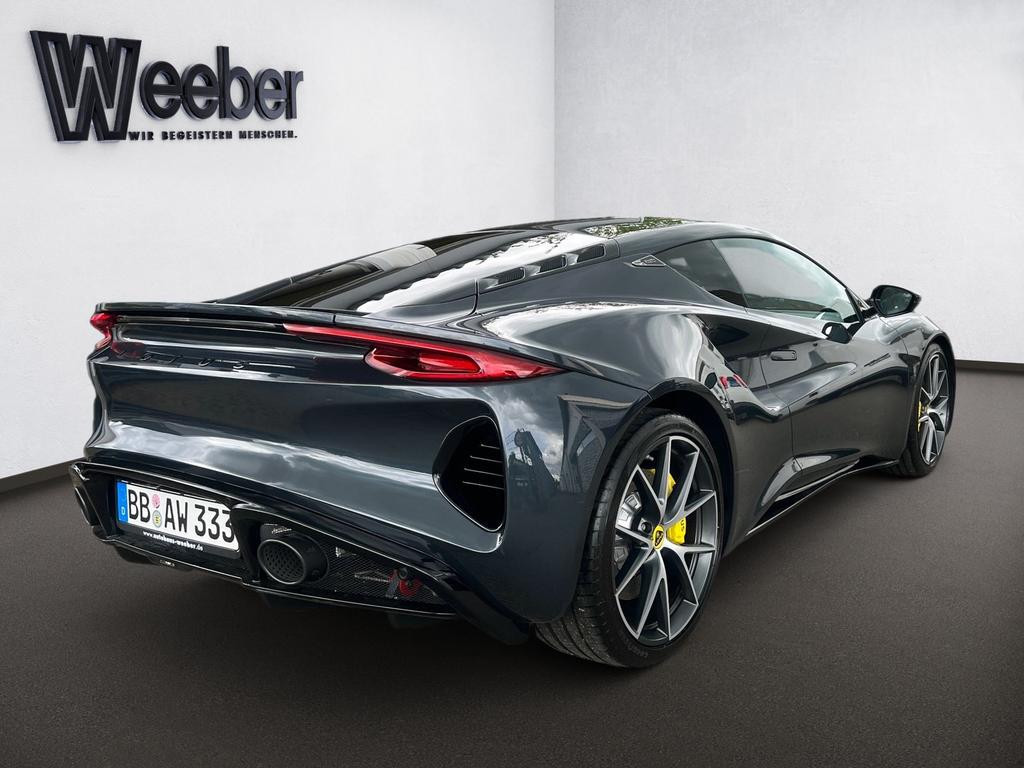 Lotus Emira