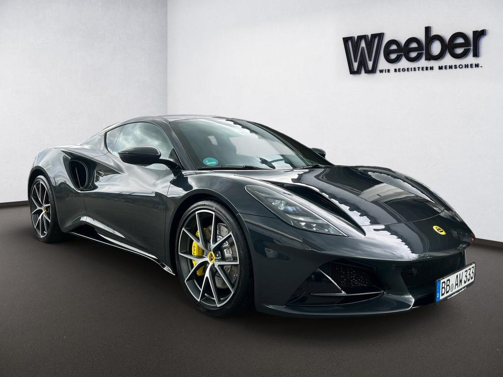 Lotus Emira