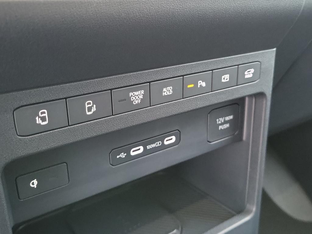 Kia PV5 Passenger