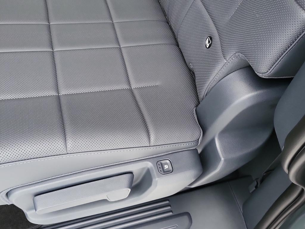 Kia PV5 Passenger