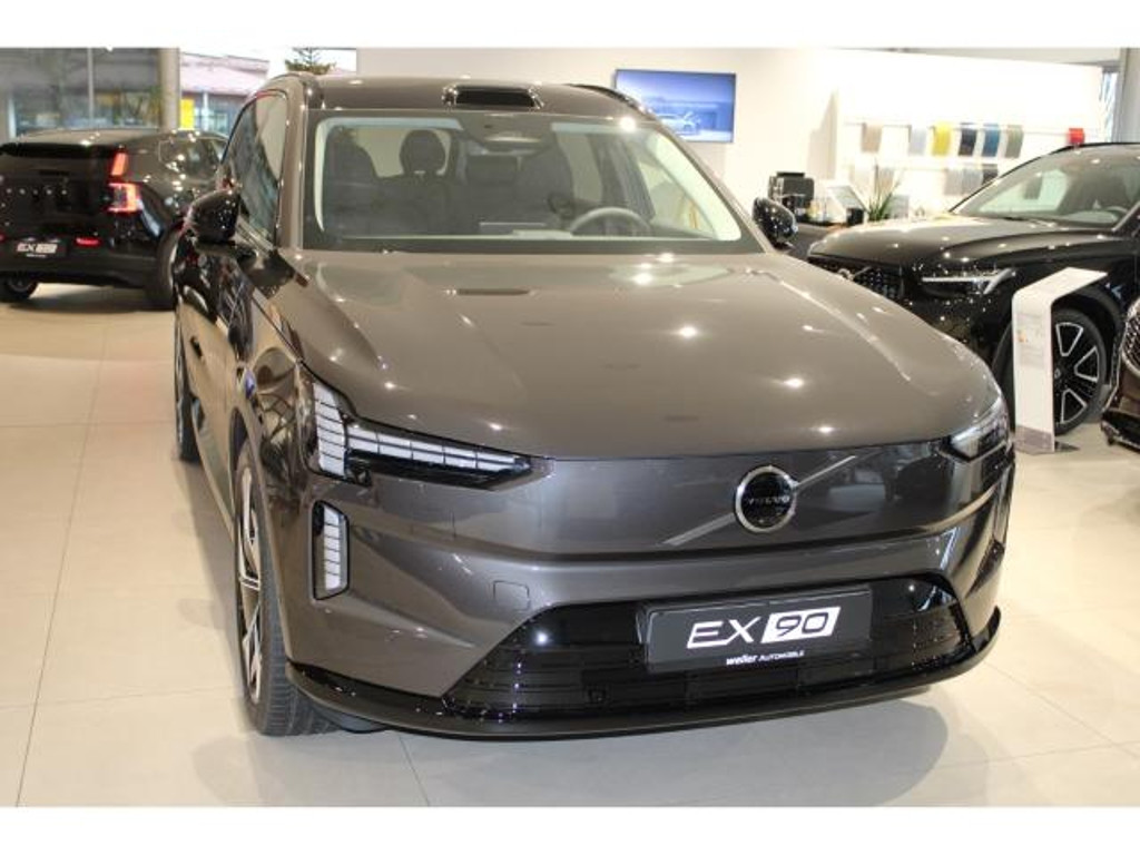 Volvo EX90