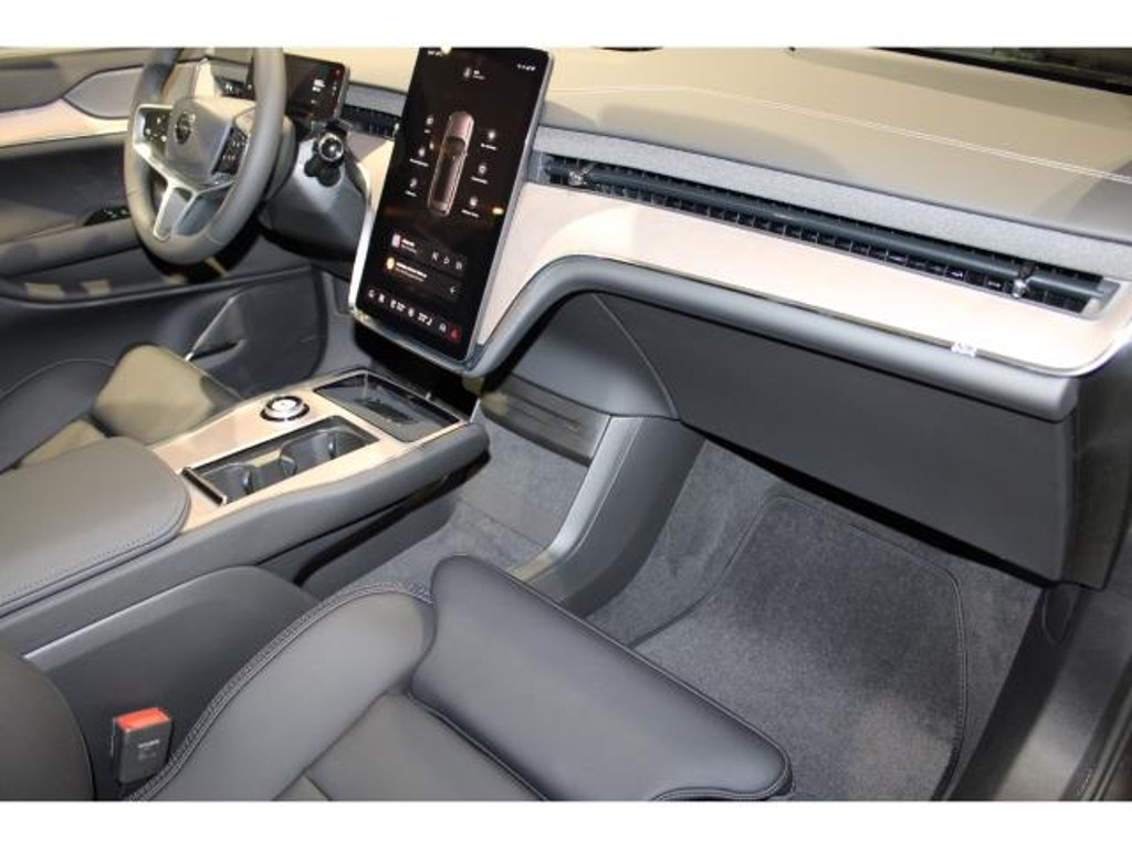 Volvo EX90