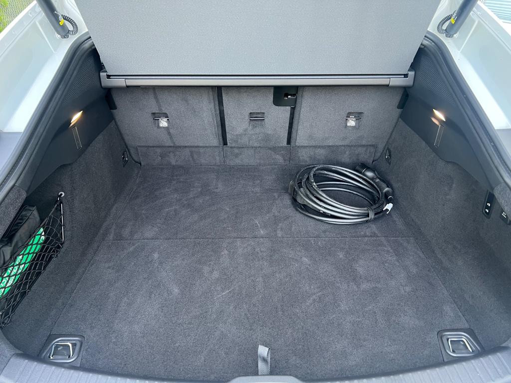 Volvo ES90