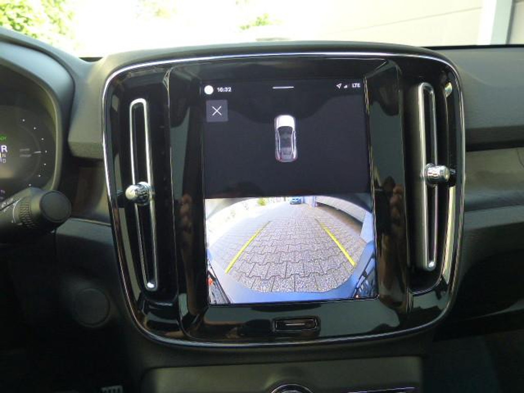 Volvo C40