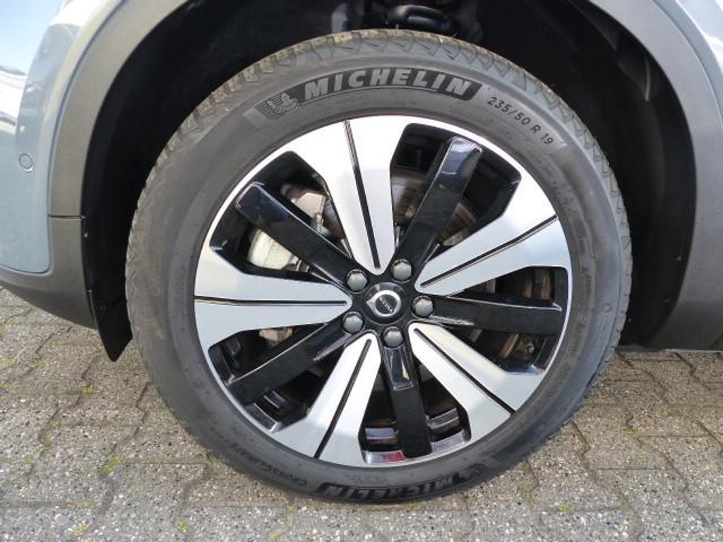 Volvo C40
