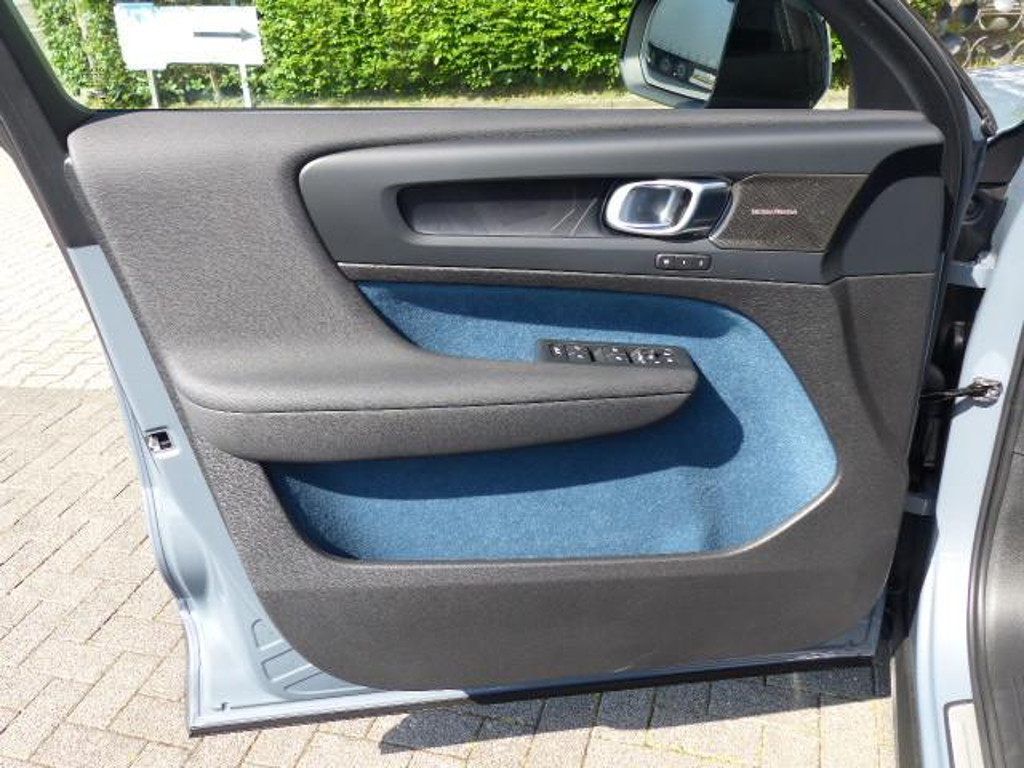 Volvo C40