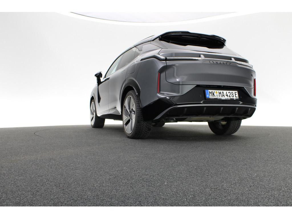 Lynk&Co 08