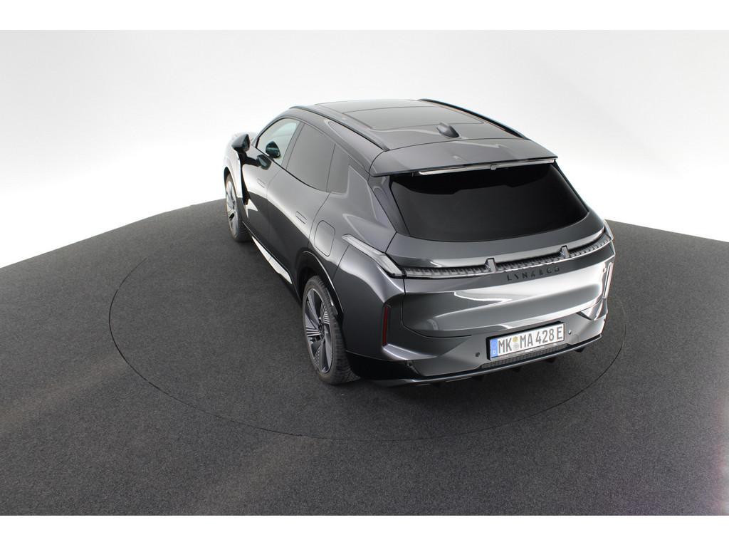 Lynk&Co 08