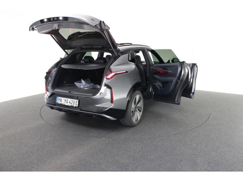 Lynk&Co 08