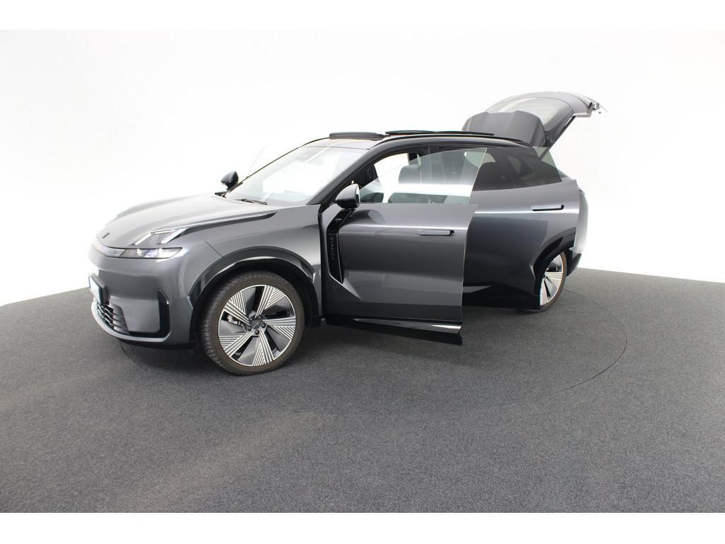 Lynk&Co 08
