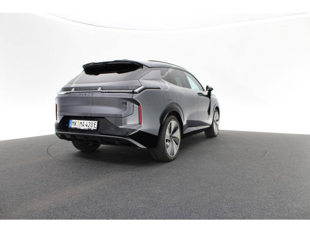 Lynk&Co 08