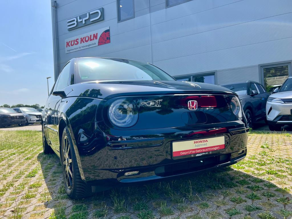 Honda e