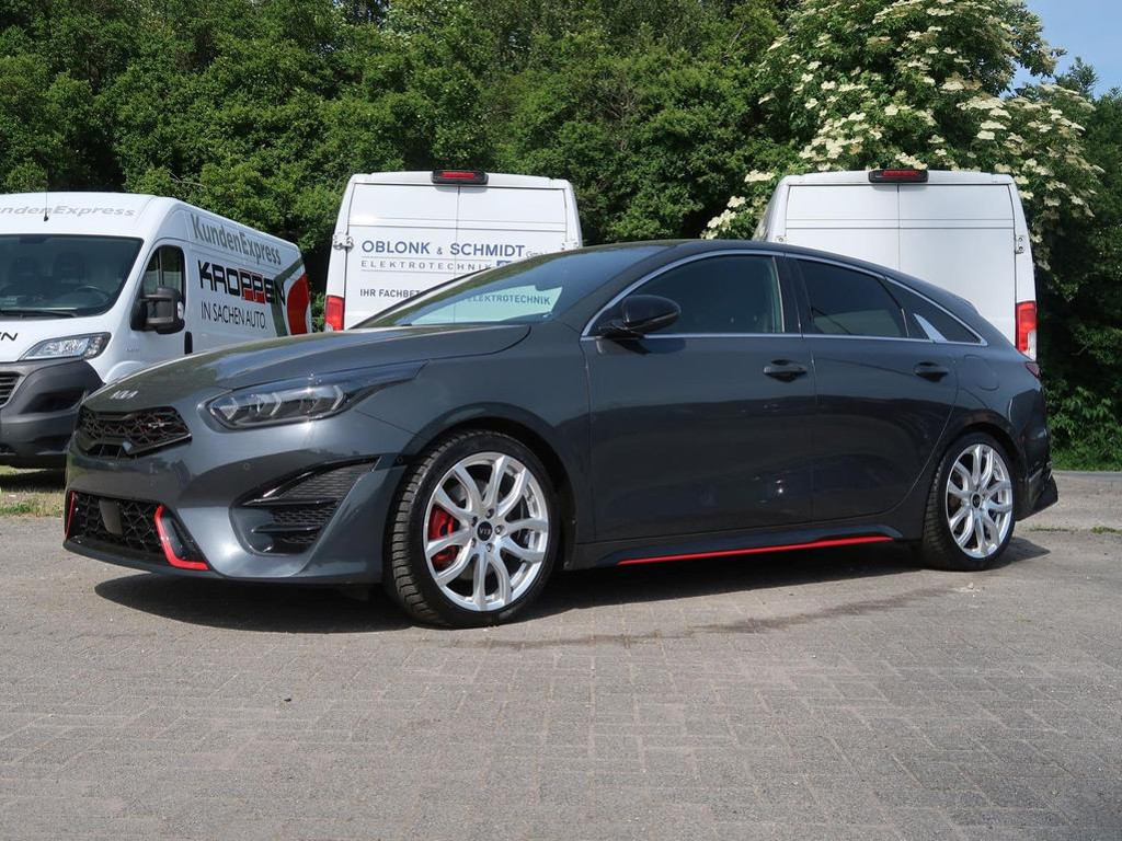 Kia ProCeed