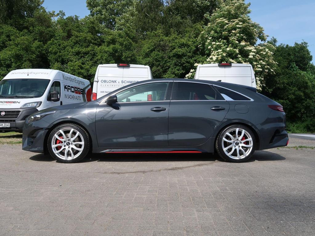 Kia ProCeed