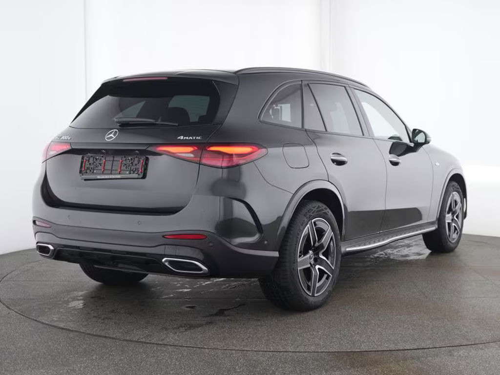 Mercedes-Benz GLC-Klasse GLC 300 4MATIC AMG Line GLC 300 e Premium