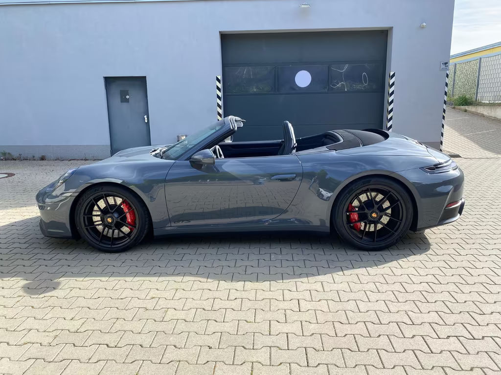 Porsche 911 992 Cabriolet
