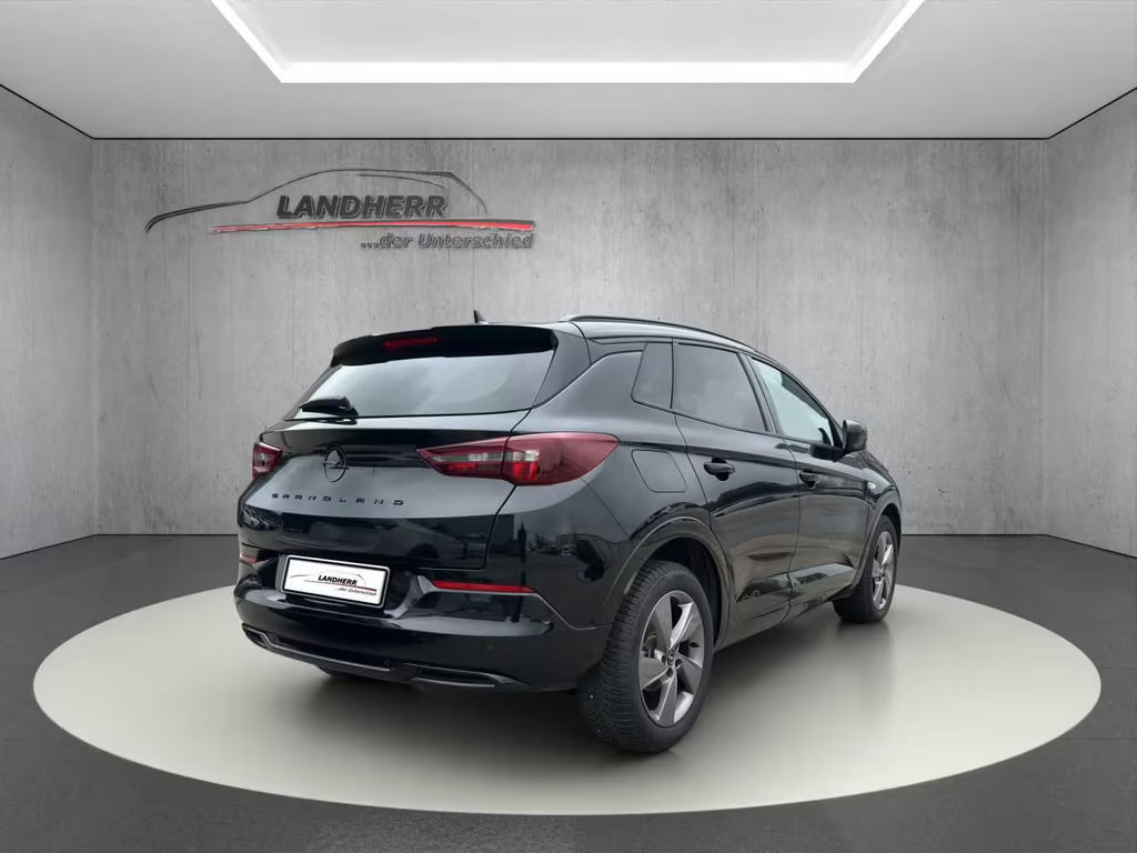 Opel Grandland Grand Sport 1.2 Turbo Turbo GS-Line