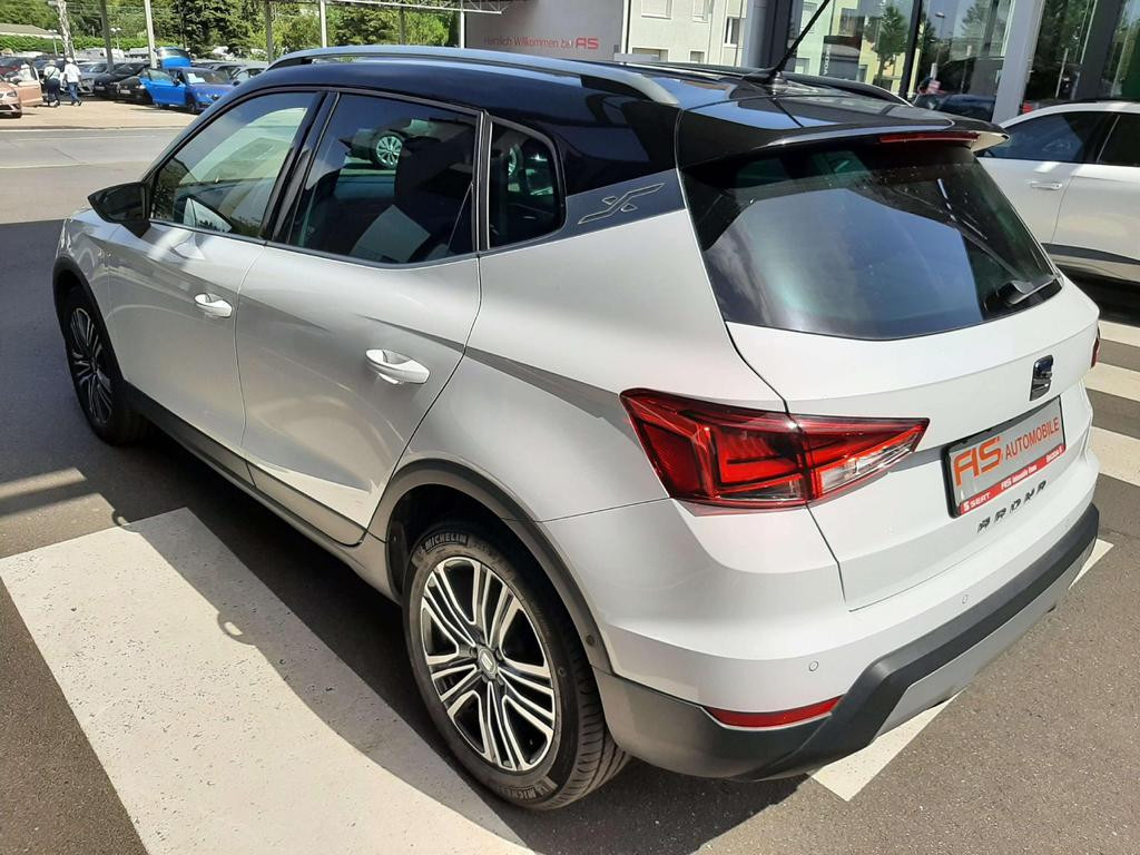 Seat Arona