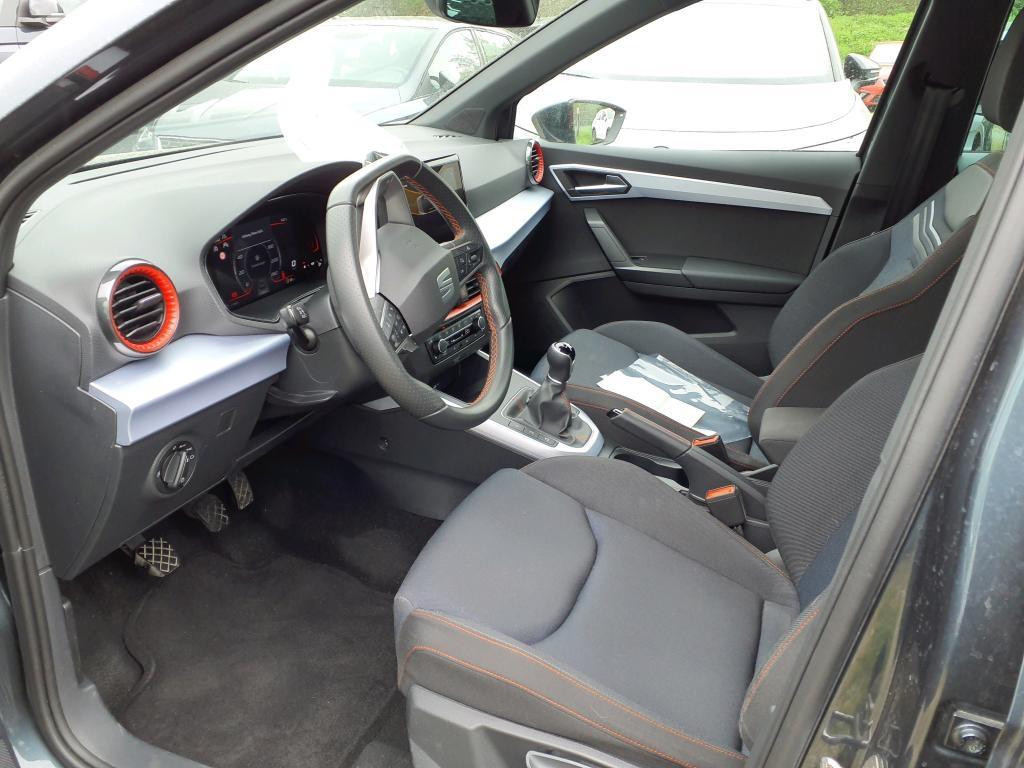 Seat Arona