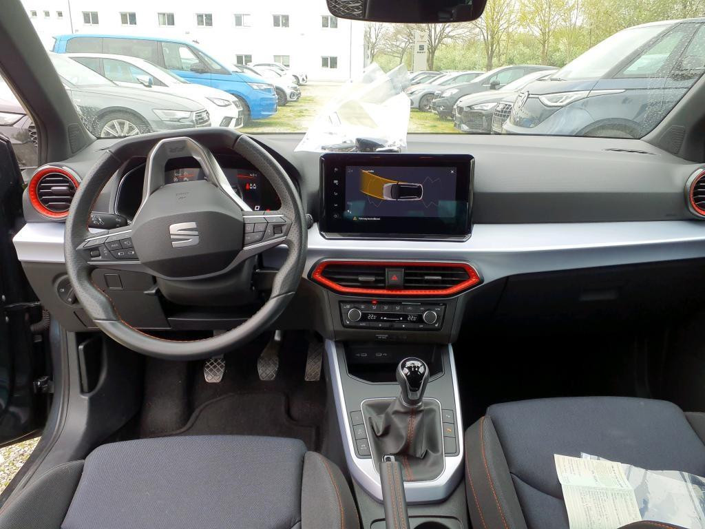 Seat Arona