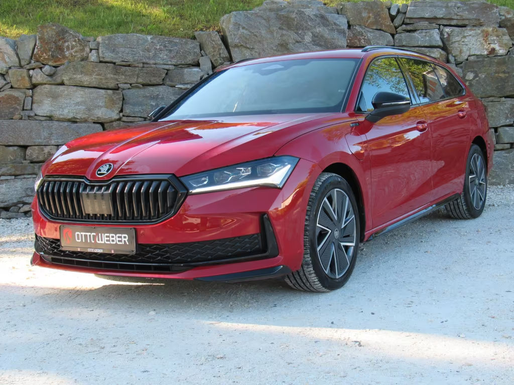 Skoda Superb Combi Sportline iV 1.5 TSI