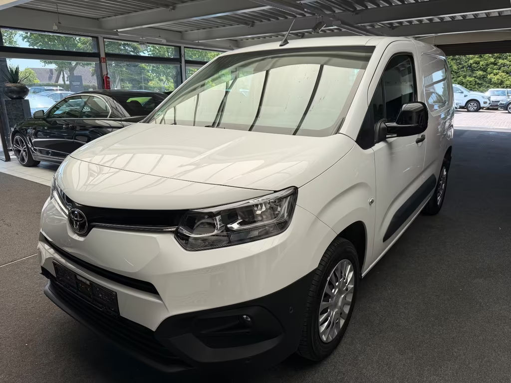 Toyota Proace (Verso) Proace City L1 Meister/Navi/CarPlay/Holzboden