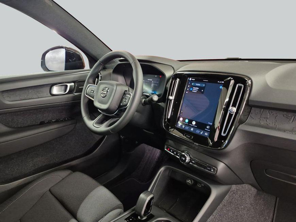 Volvo EX40