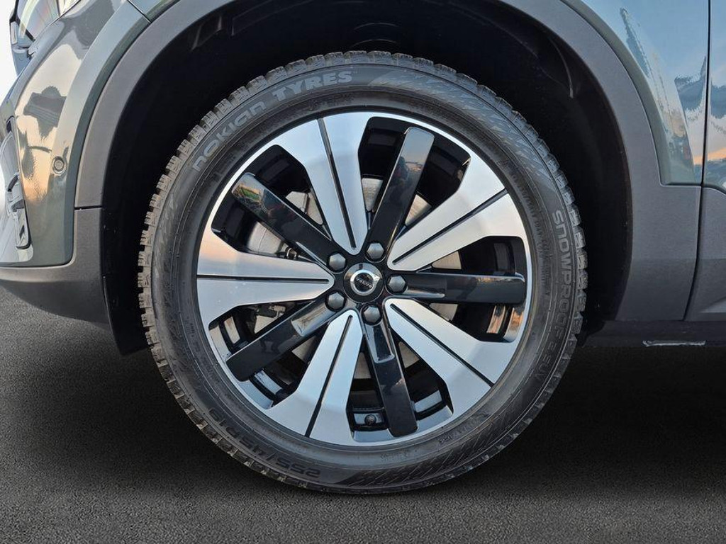 Volvo EX40