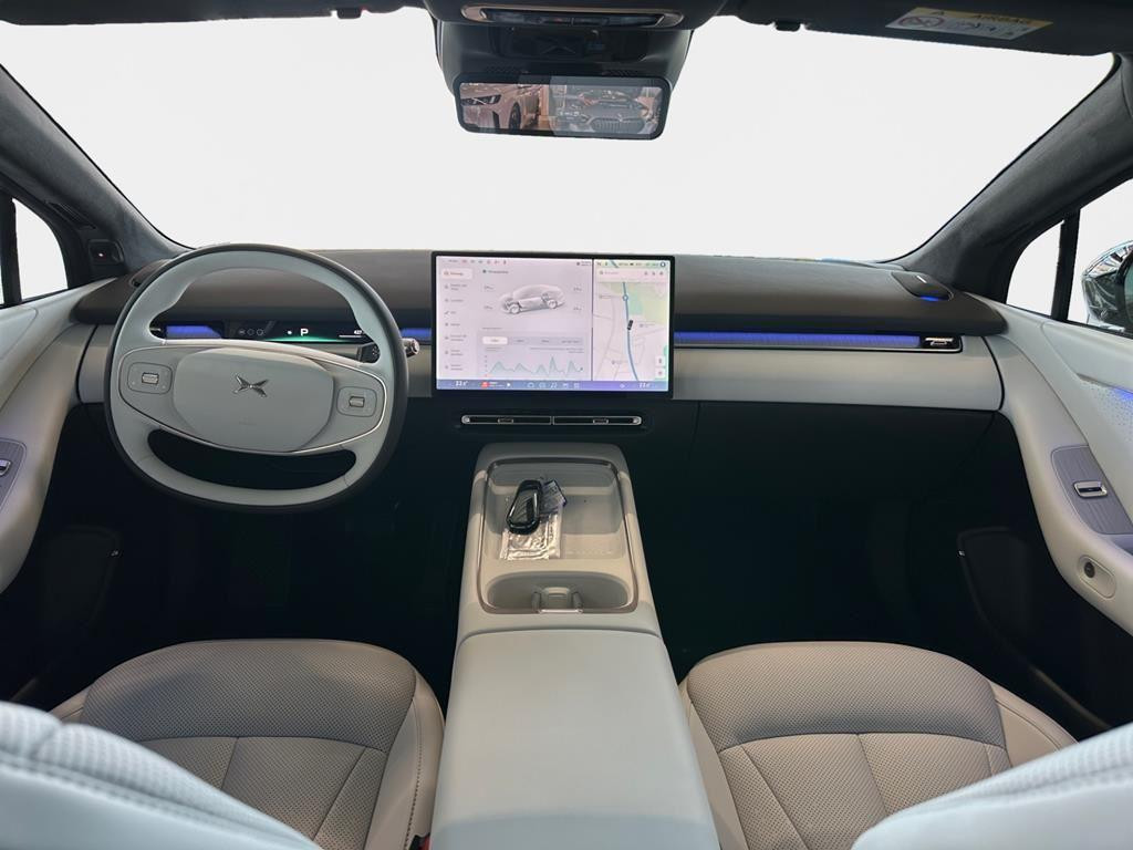 Xpeng P7