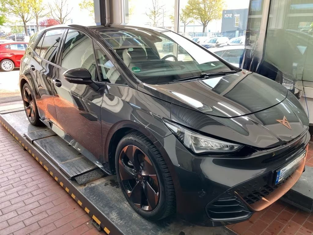 Cupra Born
