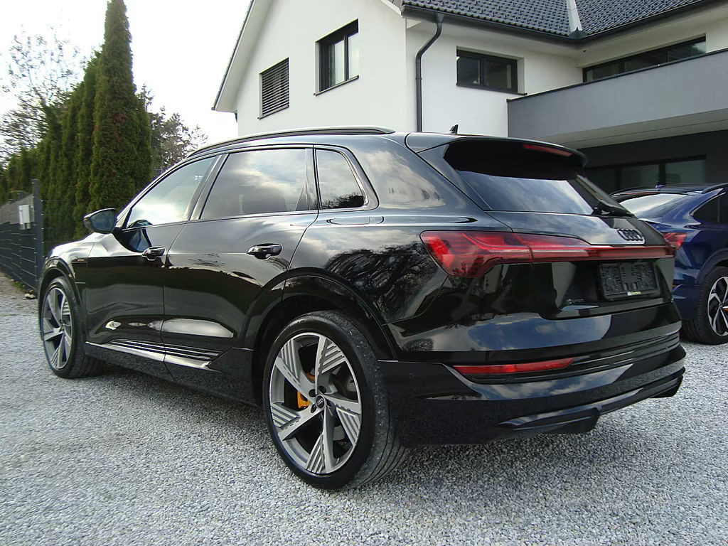 Audi e-tron Quattro Black Edition S-Line 55