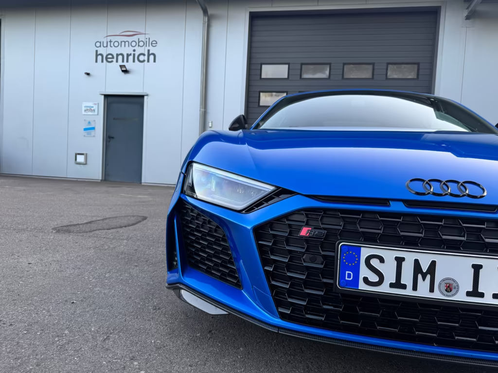 Audi R8