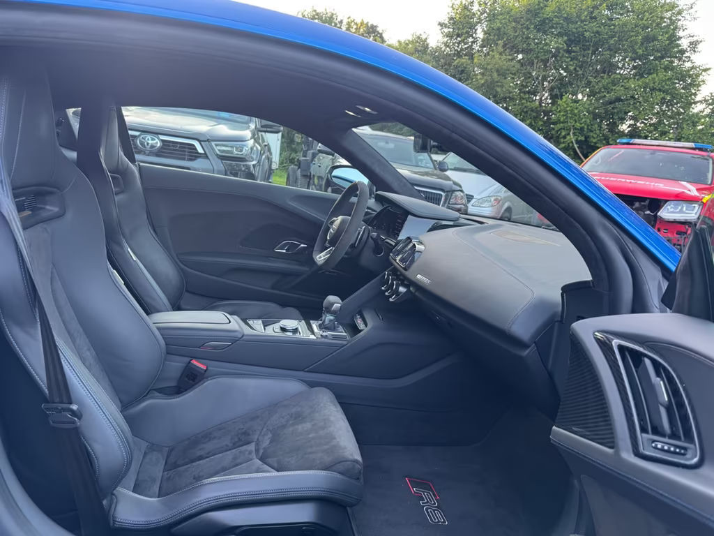 Audi R8