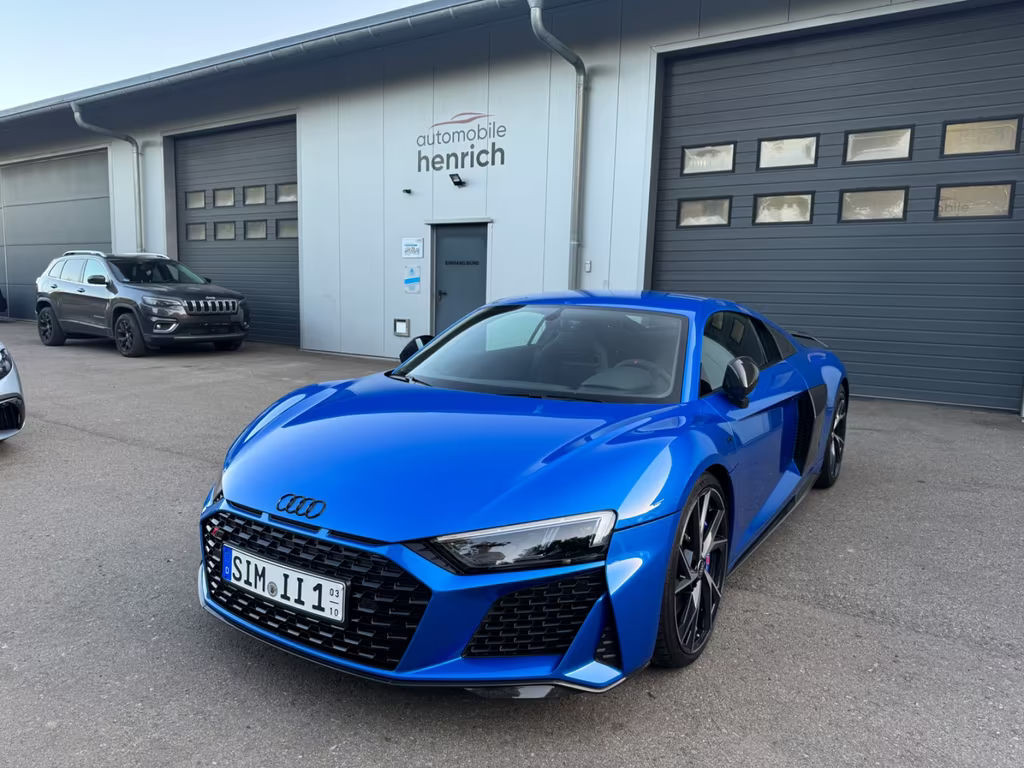 Audi R8