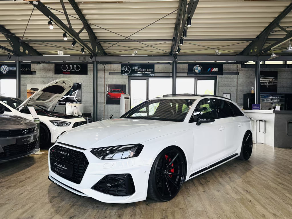 Audi RS4 Quattro