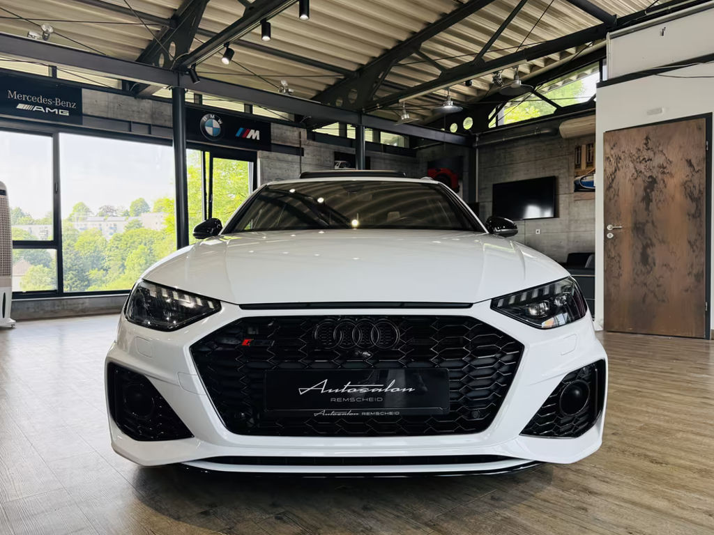 Audi RS4